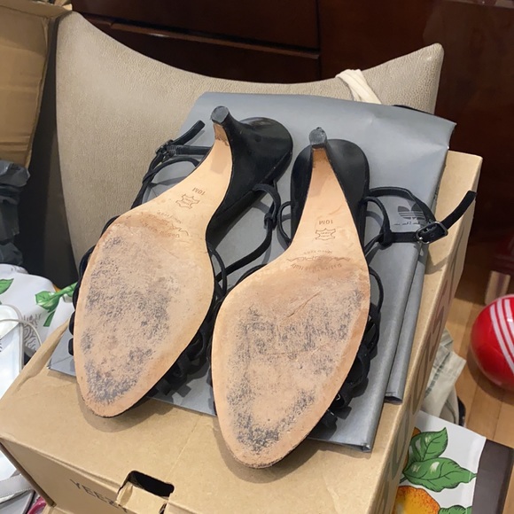 Via slugs sandals - Picture 2 of 4